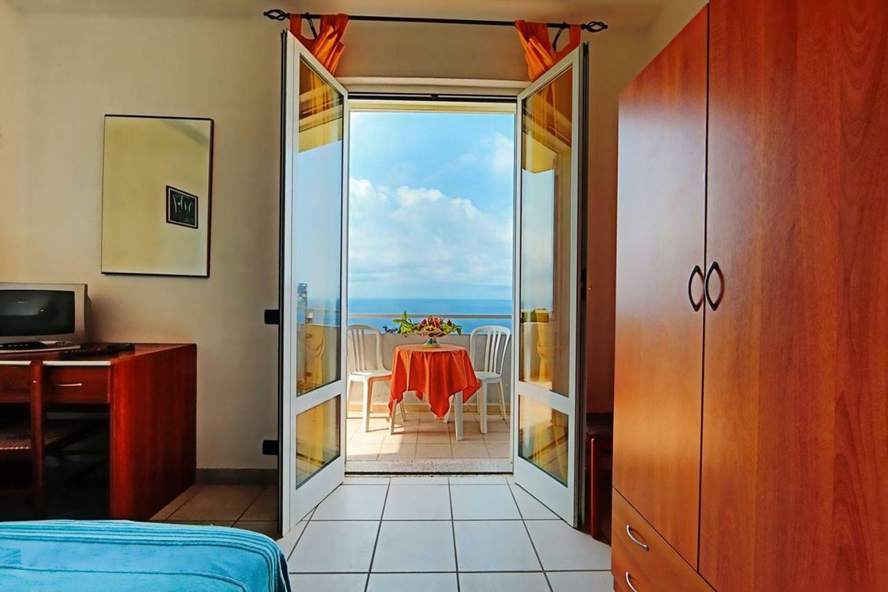 Hotel Villa Rita Forio di Ischia Buitenkant foto